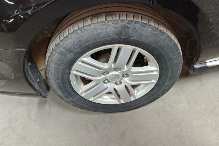 马自达8 2015款 2.5L 至尊版车身外观6008