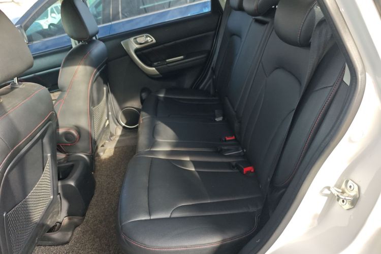 哈弗H6 2016款 升级版 1.5T 自动两驱精英型中控内饰21