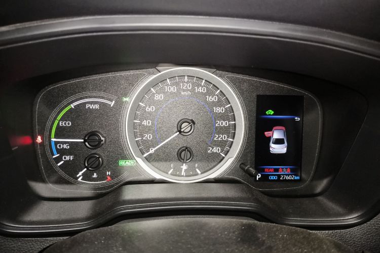 丰田 卡罗拉 2023款 1.8L 智能电混双擎 精英版中控内饰14