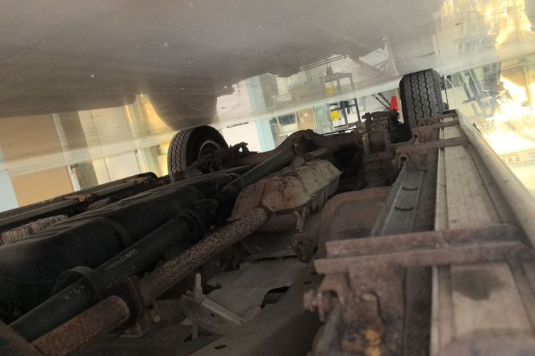 江淮瑞风 瑞风M4 2016款 2.0L 手动豪华型局部细节9001