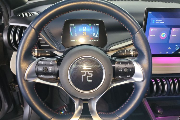 比亚迪 元PLUS 2022款 510KM 旗舰型中控内饰13