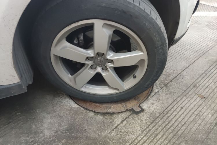 奥迪Q5 2013款 40 TFSI 舒适型车身外观6007