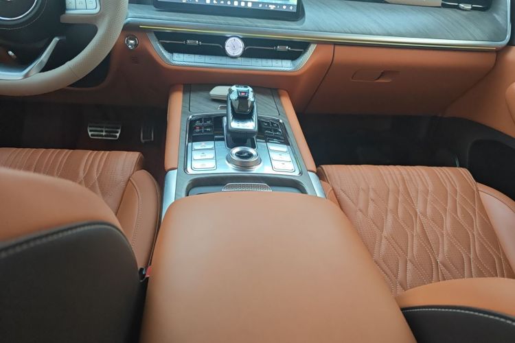 坦克500 2023款 3.0T 商务版 造境型 5座中控内饰18