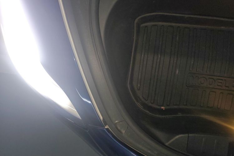 特斯拉 Model 3 2019款 标准续航后驱升级版局部细节9006