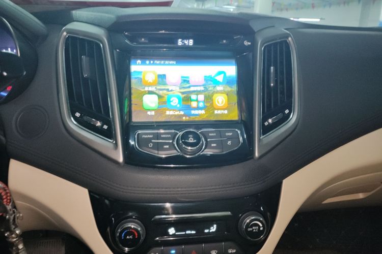 长安 逸动 2016款 1.6L 自动风尚型中控内饰16