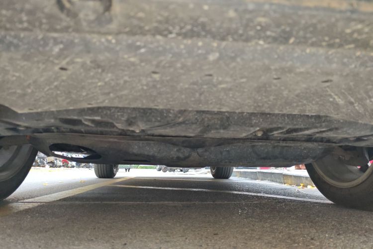 雷克萨斯RX 2016款 300 四驱典雅版 国V局部细节9008