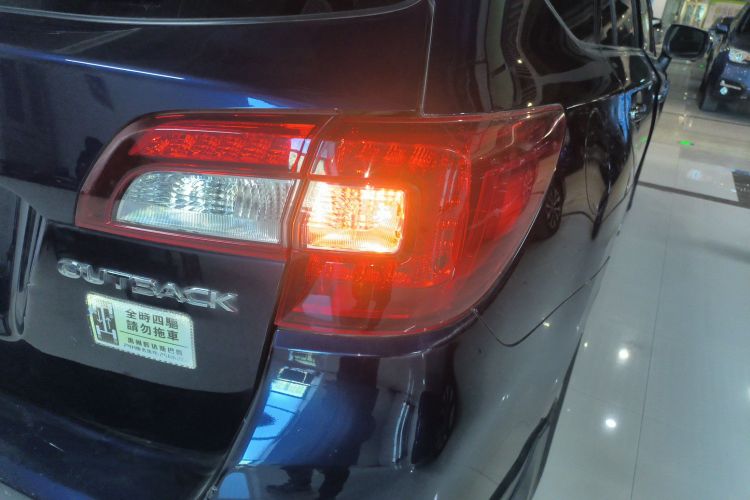 斯巴鲁 傲虎 2019款 2.5i 运动导航版 EyeSight车身外观9