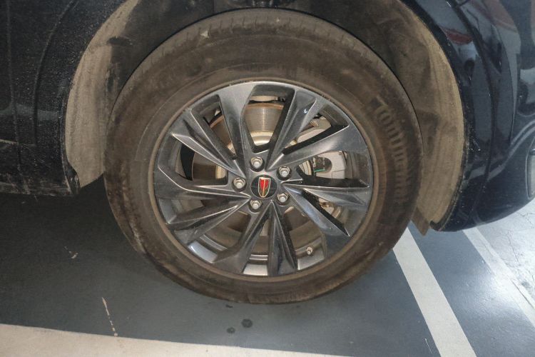 红旗HS5 2023款 2.0T 旗享Pro版车身外观10