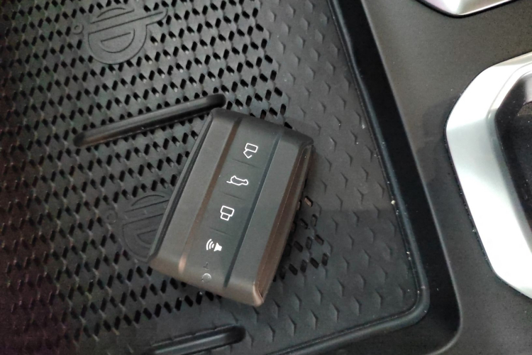 坦克400新能源 2024款 Hi4-T 越野版中控内饰11