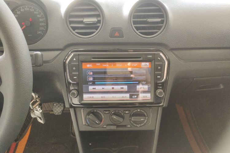 大众 捷达 2015款 质惠版 1.4L 手动时尚型中控内饰16