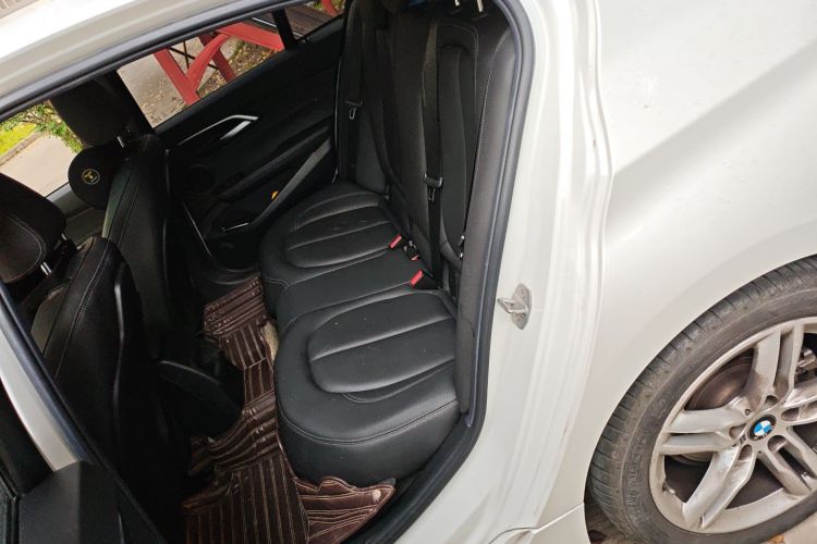 宝马1系 2019款 118i M运动套装中控内饰7004