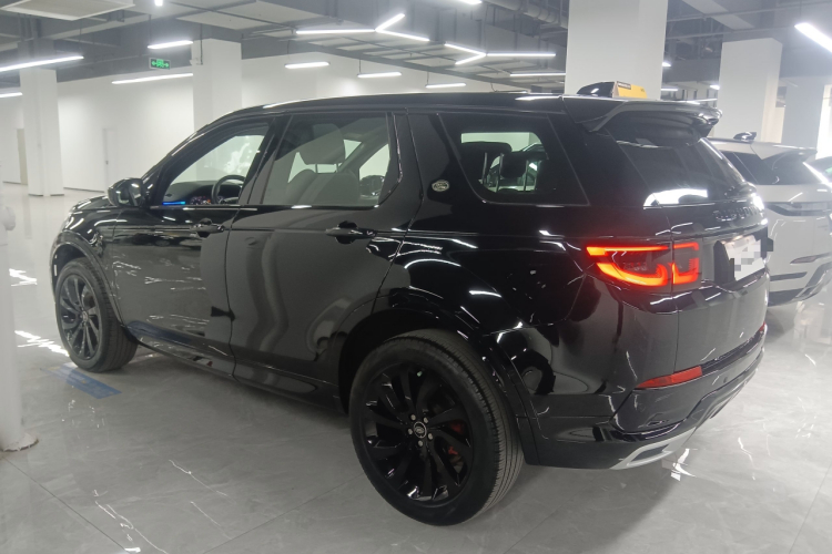 路虎 发现运动版 2020款 249PS R-Dynamic 性能版车身外观4