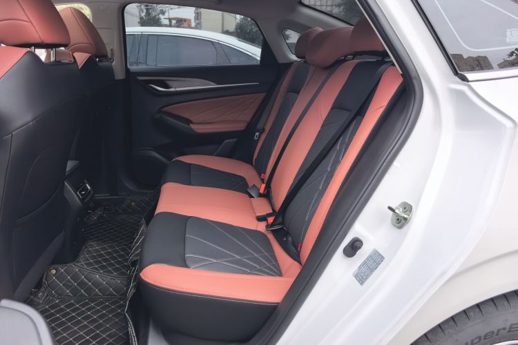 长安 逸动 2024款 PLUS 蓝鲸NE 1.4T GDI DCT高能版中控内饰21