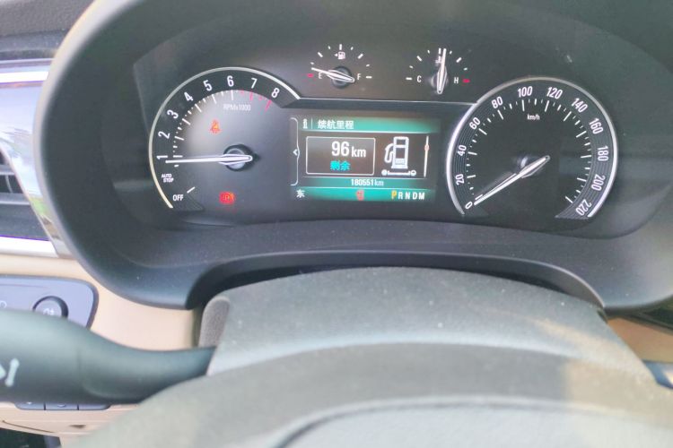 别克GL8 2017款 ES 28T 旗舰型 国V中控内饰15