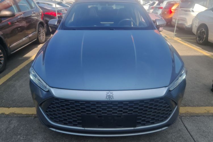 比亚迪 秦PLUS 2021款 DM-i 55KM 旗舰型车身外观2