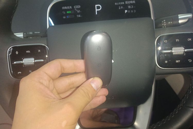 理想汽车 理想L6 2024款 Max中控内饰7001