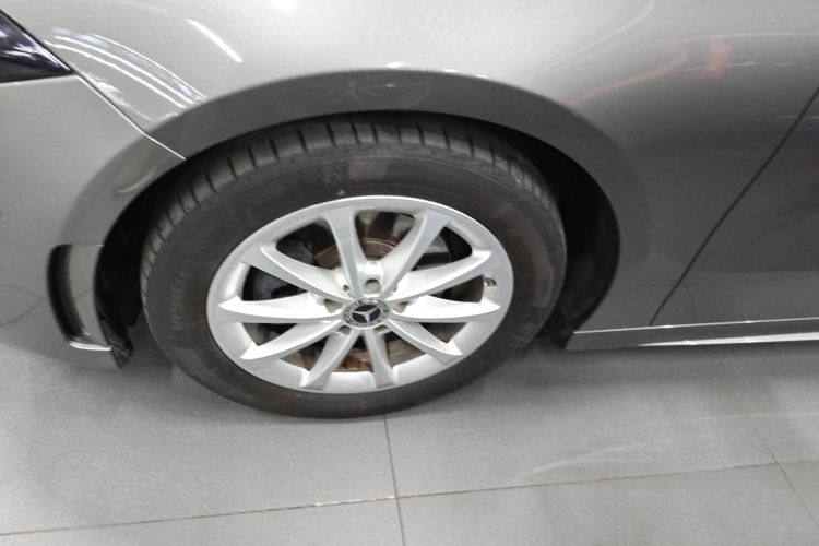 奔驰A级 2021款 A 200 L 运动轿车时尚型车身外观6007