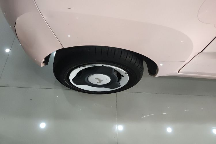 五菱汽车 宏光MINIEV 2021款 马卡龙夹心款 120km 三元锂车身外观6008