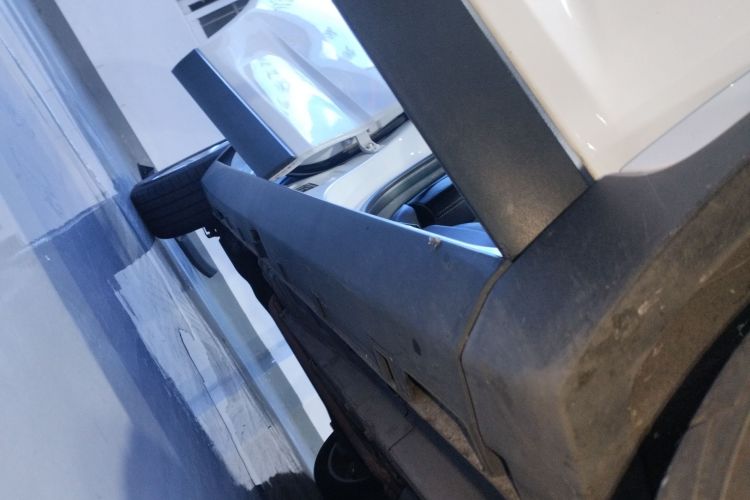 吉利汽车 帝豪GS 2016款 优雅版 1.3T 自动领尚型局部细节9001