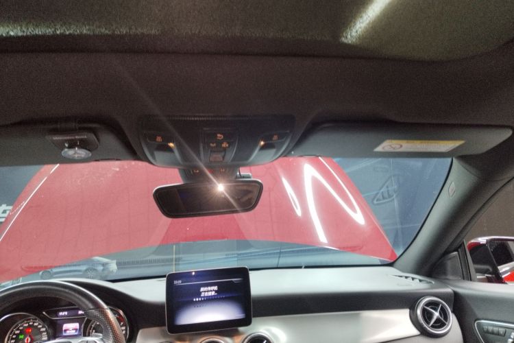 奔驰CLA 2018款 CLA 220 4MATIC局部细节22