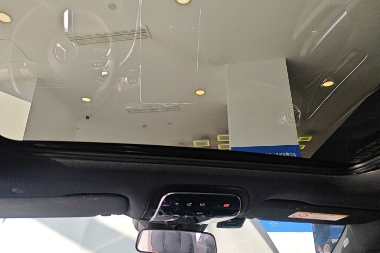 奔驰C级 2023款 C 260 L 运动版局部细节22