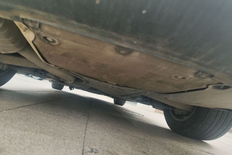 奥迪A4L 2015款 35 TFSI 自动标准型局部细节9009