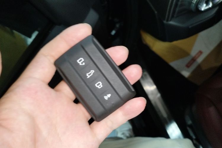 坦克300 2024款 2.0T 征服者中控内饰11