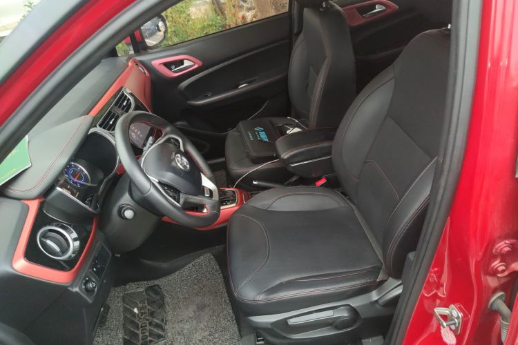 中华V3 2015款 1.5L 自动智能型局部细节19