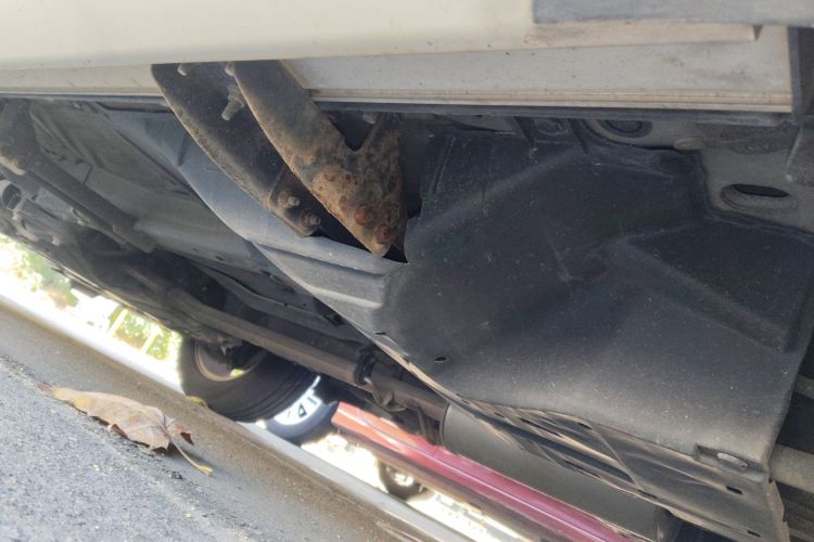 本田CR-V 2010款 2.0L 自动两驱都市版局部细节9003