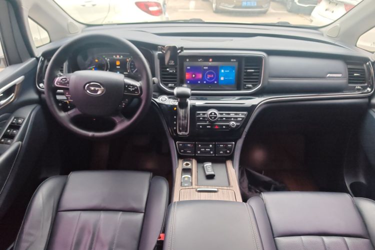 广汽传祺 传祺M8 2020款 390T 尊享版中控内饰12