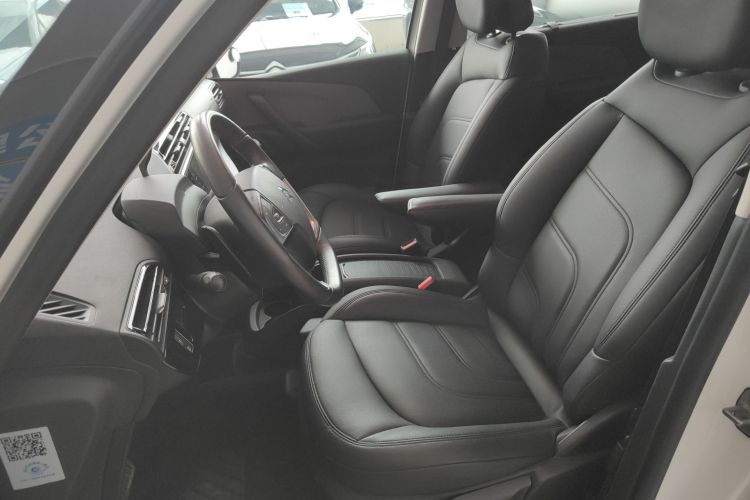 雪铁龙 C4 PICASSO 2015款 1.6T 时尚型 5座中控内饰19