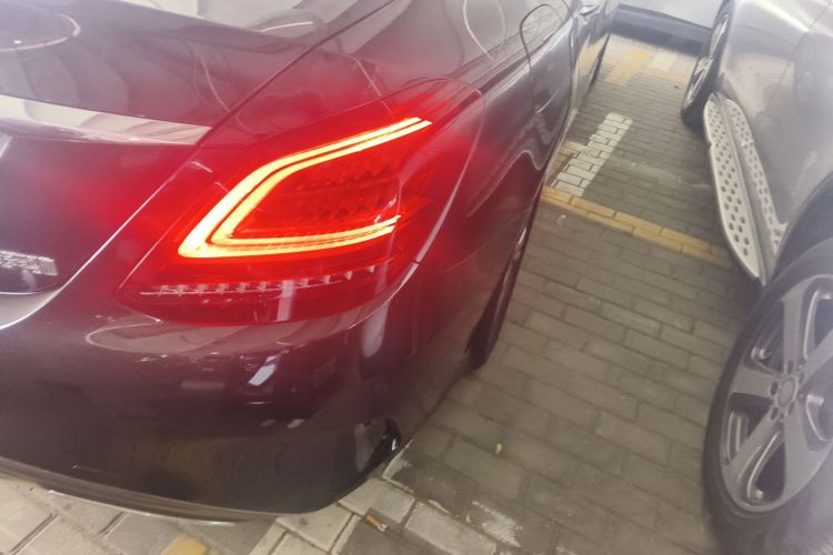 奔驰C级 2021款 C 200 L 时尚型运动版车身外观9