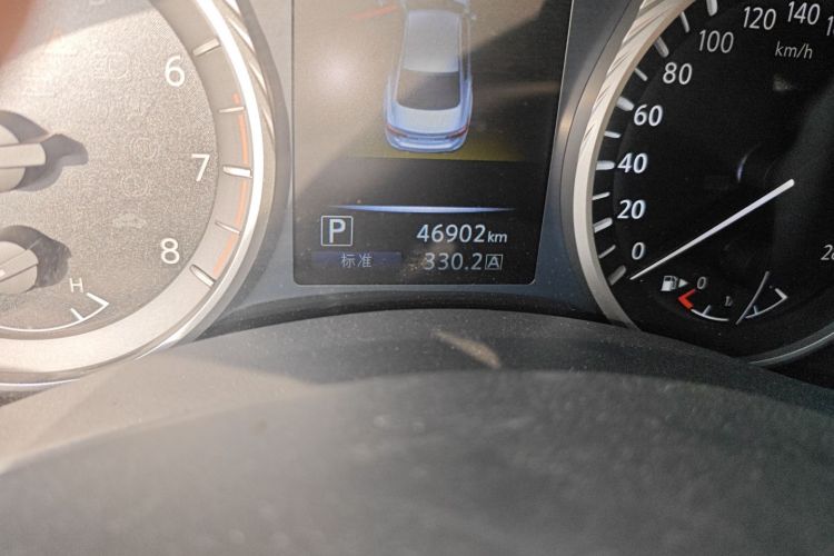 英菲尼迪Q50L 2018款 2.0T 舒适版 国VI中控内饰15