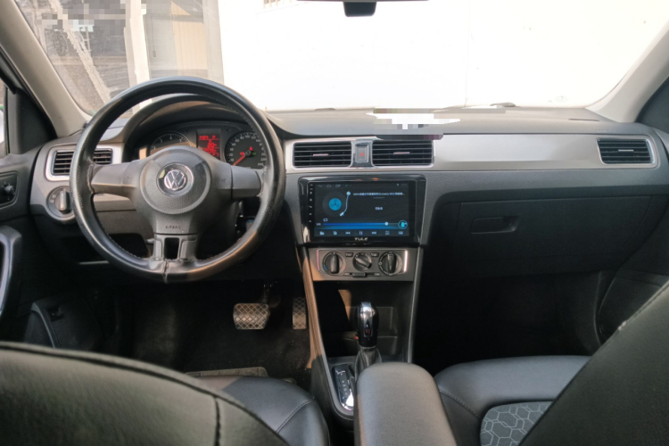 大众 桑塔纳 2015款 1.6L 自动舒适版中控内饰12