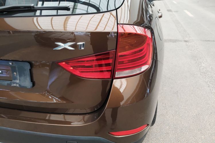 宝马X1 2015款 sDrive18i 领先晋级版车身外观6006