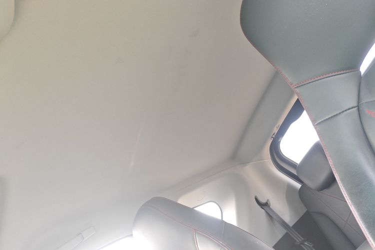 奇瑞 小蚂蚁 2022款 甜粉款 半糖版 三元锂 30kW 408km局部细节22