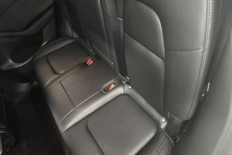 特斯拉 Model Y 2021款 Performance高性能全轮驱动版中控内饰21