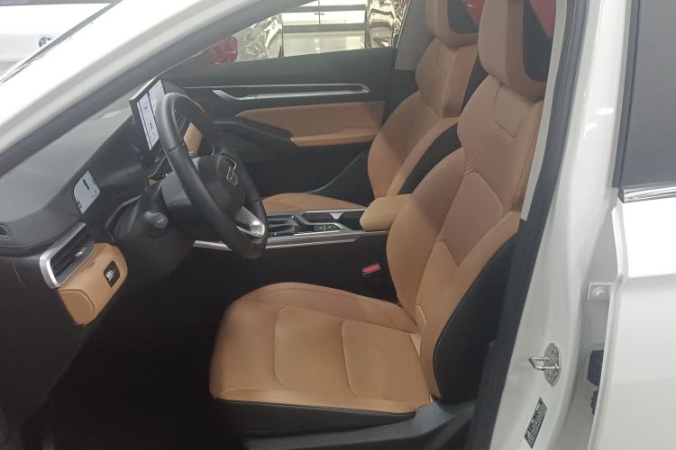 吉利汽车 帝豪 2025款 第4代 1.5L CVT旗舰型中控内饰19