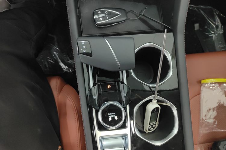 长安 逸动 2025款 PLUS 1.4T 双离合高能版中控内饰18