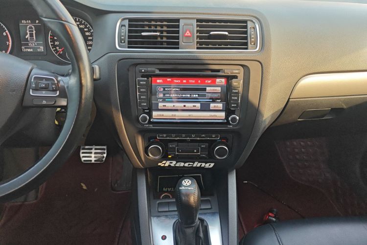 大众 速腾 2014款 改款 1.4TSI 自动豪华型中控内饰16