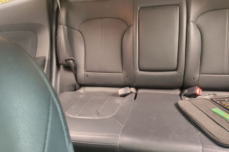 北京现代ix35 2015款 2.0L 自动两驱智能型 国IV中控内饰21