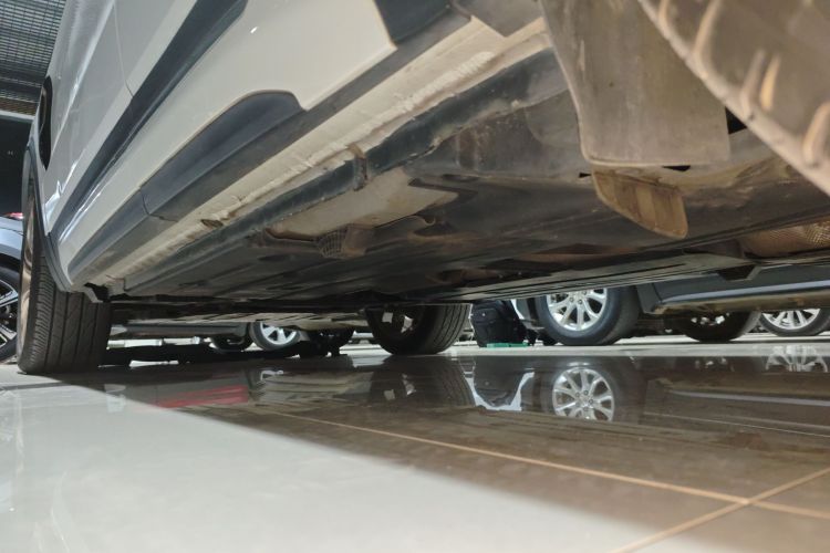 领克01 2017款 2.0T 两驱型Pro版局部细节9002