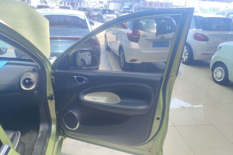 五菱汽车 五菱缤果 2023款 333km 悦享款中控内饰42