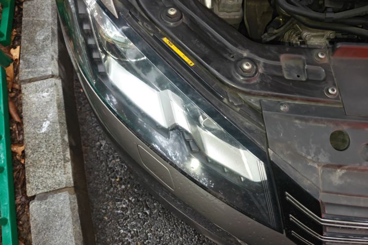 大众 帕萨特 2011款 2.0TSI DSG至尊版车身外观6006