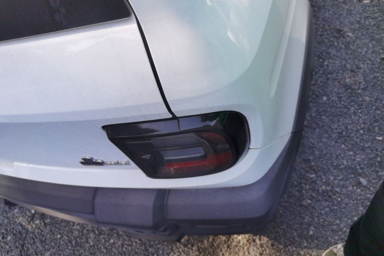 吉利银河 2025款 210km 熊猫骑士车身外观9