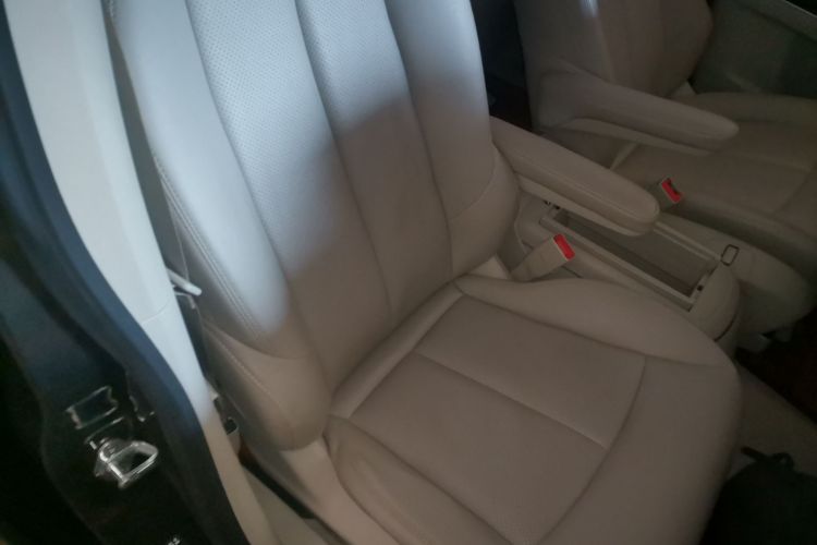 别克GL8 2023款 陆上公务舱 舒适型局部细节41