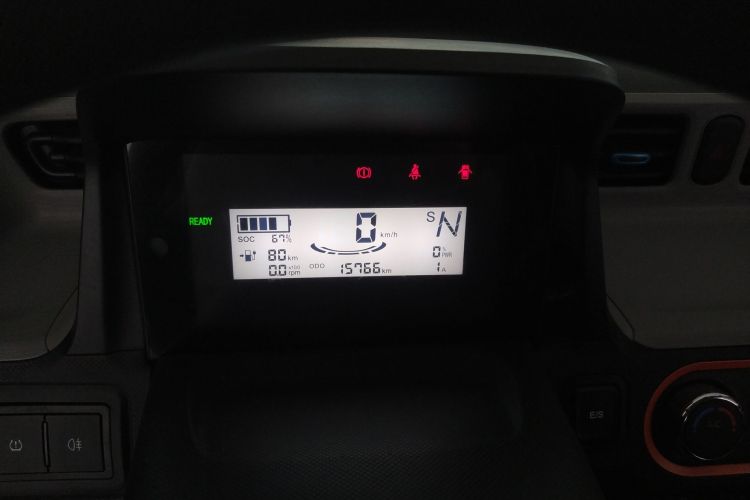 五菱汽车 宏光MINIEV 2022款 轻松款 磷酸铁锂中控内饰14