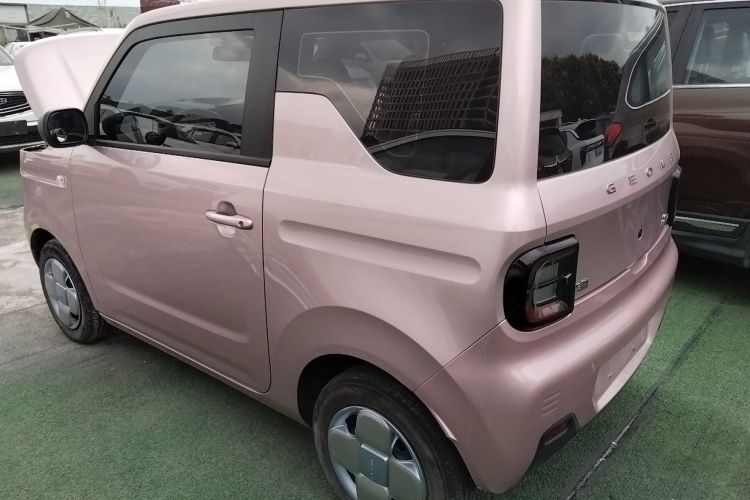 吉利汽车 2023款 熊猫mini 200km 耐力熊中控内饰49