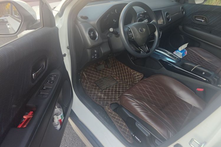 思铭 东风本田X-NV 2020款 风驰版中控内饰20