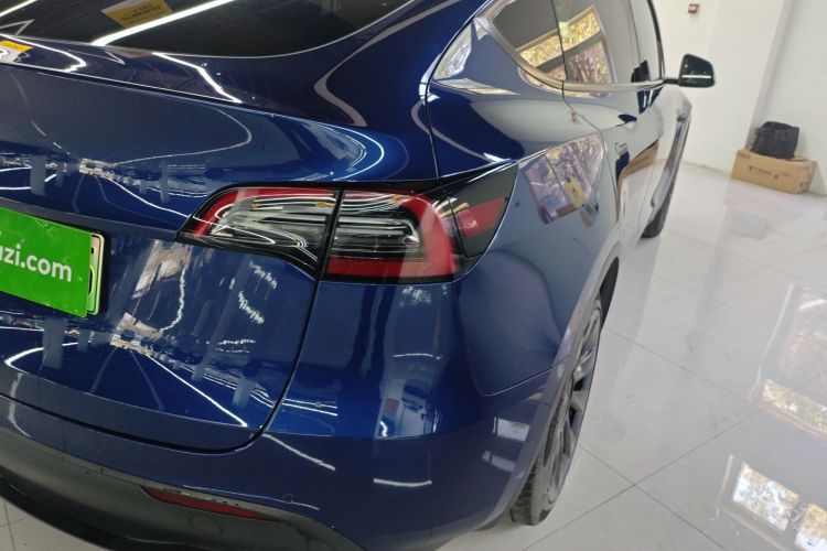 特斯拉 Model Y 2021款 长续航全轮驱动版车身外观6006